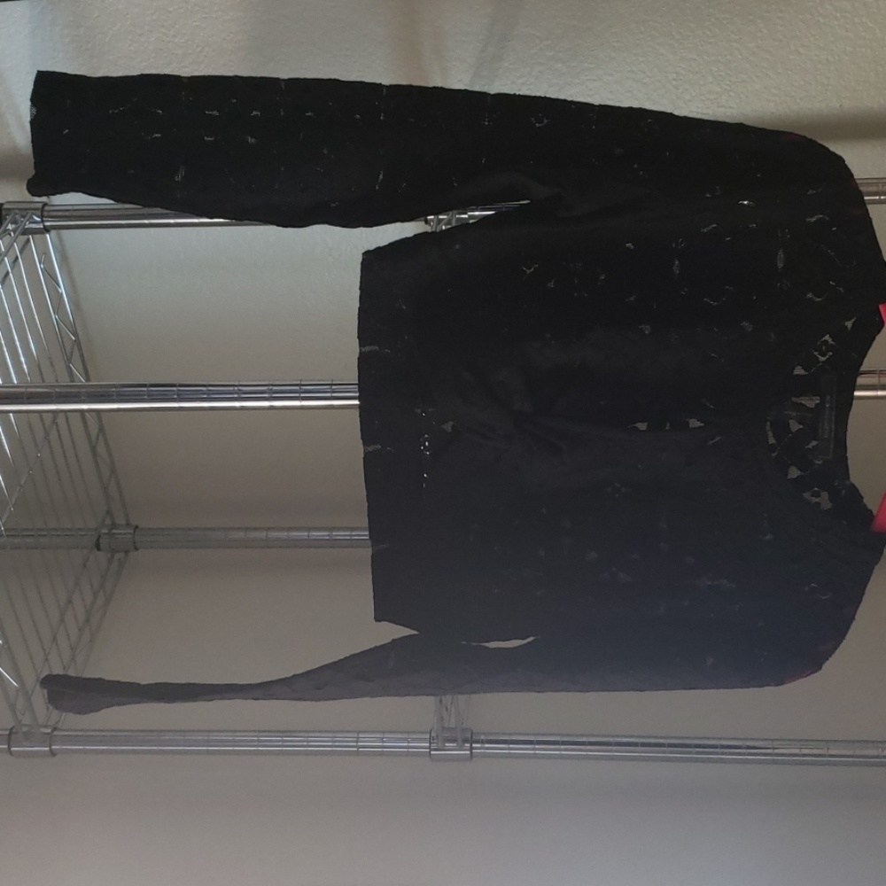 BCBGMAXAZRIA CROP TOP